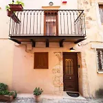 Athena\'S House